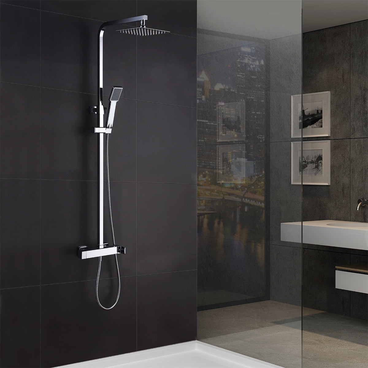 Colonne de douche IMEX Fiyi finition chrome en ambiance - BDF016