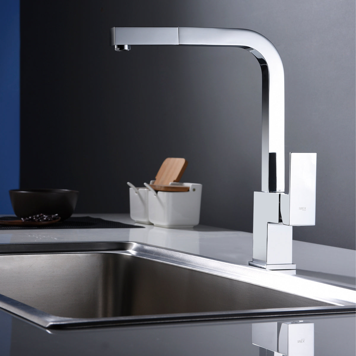 Mitigeur cuisine IMEX Constanza Chrome en ambiance