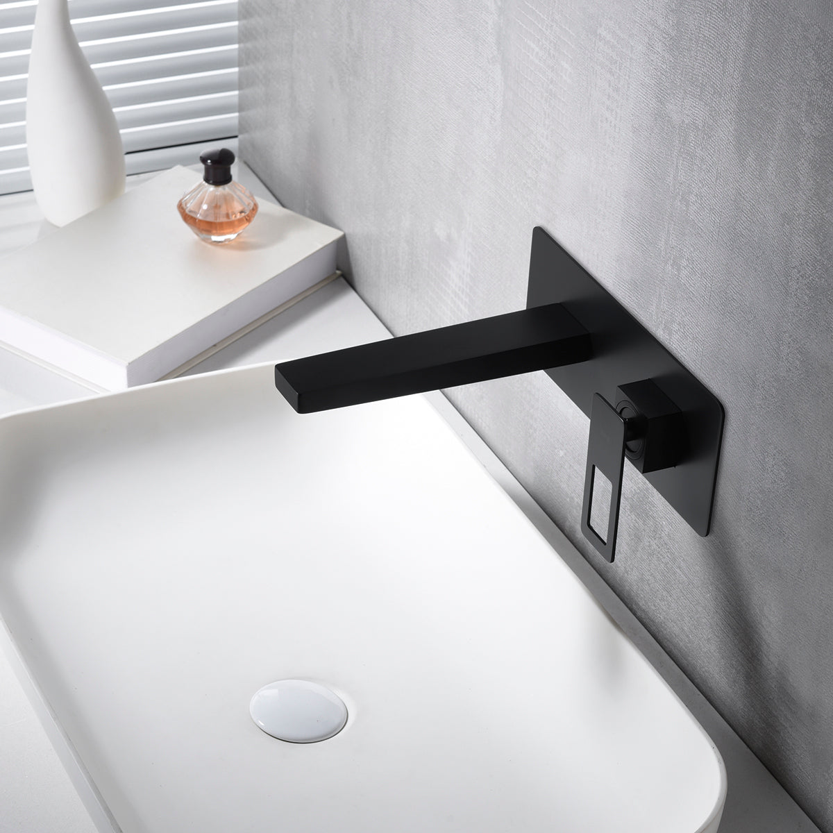 Photo d’ambiance mitigeur lavabo encastré IMEX Suecia Noir mat