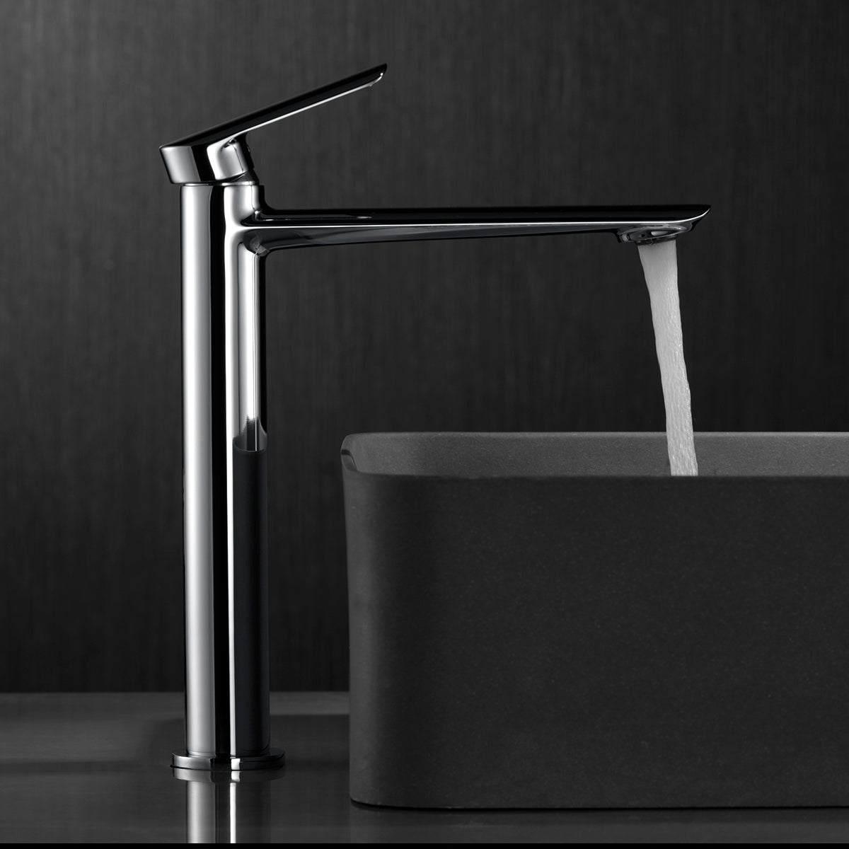 Photo ambiance mitigeur lavabo haut IMEX Ural Chrome